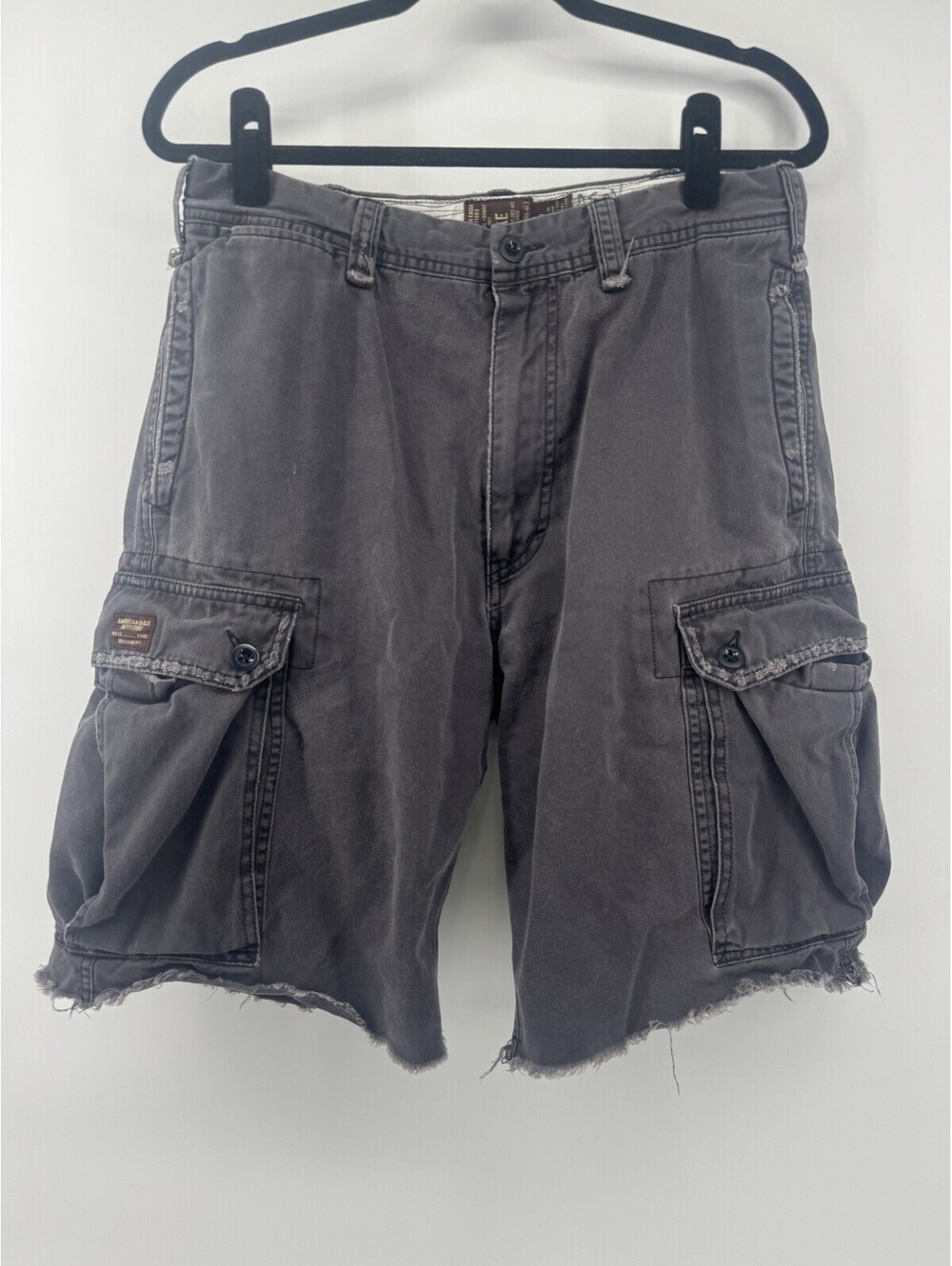 Vintage Y2K American Eagle Distressed Cargo Shorts Size 30